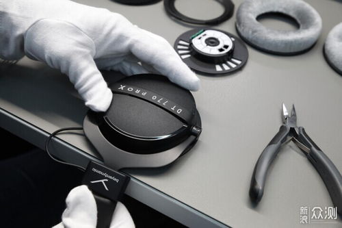 從專業(yè)監(jiān)聽到藝術創(chuàng)作 拜雅DT 770、990與PRO X的隱秘共鳴